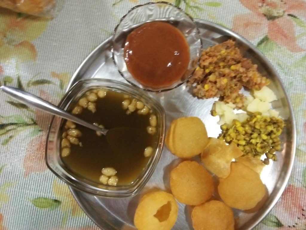 Pani Puri Served in a plate. Strret food recipe to make in lockdown