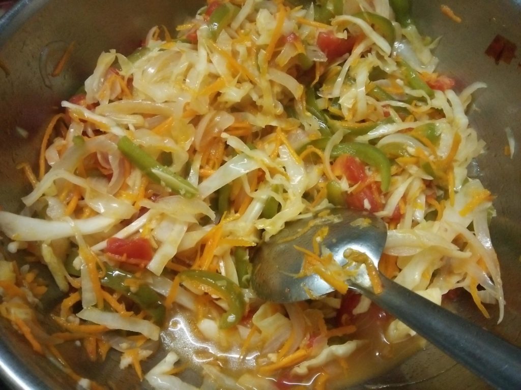 Stir fry the veggies to prepare jini dosa