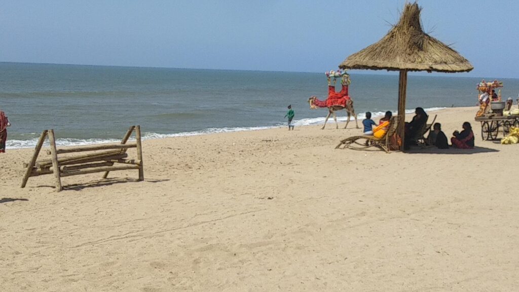 Madhavpur Beach-places to visit in Gujarat
