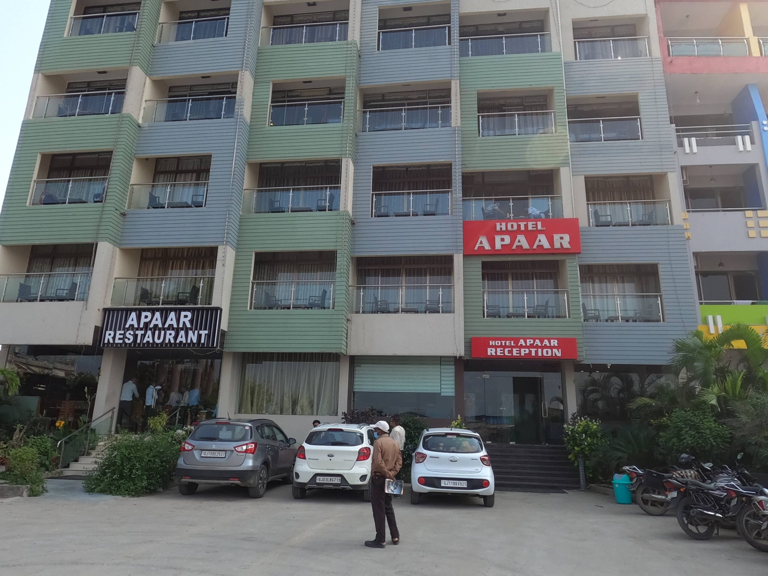 PLACES TO STAY IN DIU